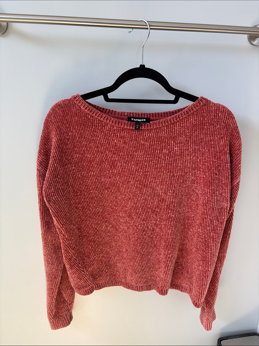 Express Women's Chenille Scoop-Neck Sweater in Dusty Red